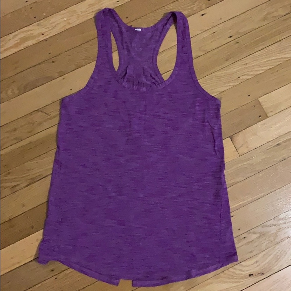 Lululemon tank size 4